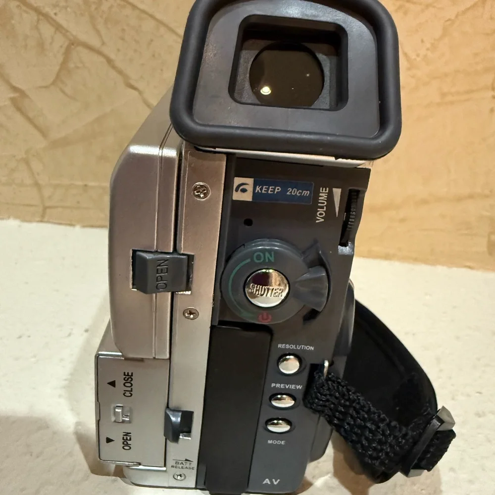 Sony Silver Handycam with Accessories Bundle
